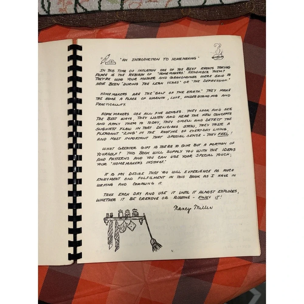 Spiral Bound Creative Crafts For The Homemaker 1975‎ Patterns Designs Ideas Vtg